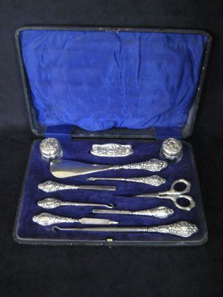 Manicure Set   HOLD